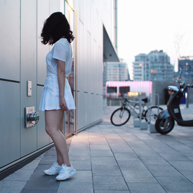 sneaker trắng huarache