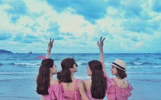 1001+ ý tưởng diện đồ đi biển cùng cô bạn thân nhất định phải thử một lần trong đời