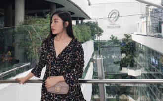 Hè 2018 đúng là mùa mặc váy hoa rồi nhưng những mẫu thiết kế này sẽ khiến nàng phải “tặc lưỡi” mua thêm 2-3 bộ