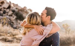 Hãy cứ sống độc thân đi, cho đến khi bạn tìm được một người…