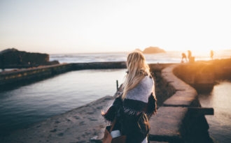 Cái giá của sự trưởng thành có phải là nỗi cô đơn vô hạn?