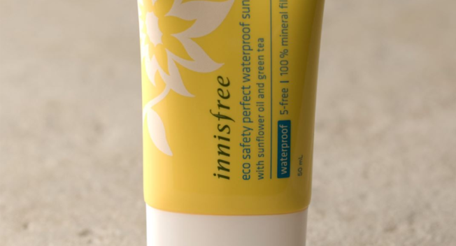 Mách nàng 5 loại kem chống nắng không cồn dành riêng cho da nhạy cảm