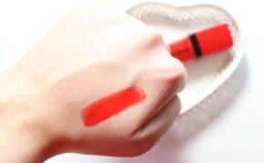 Điểm danh những thỏi son màu đỏ cam đẹp bá cháy khiến mọi cô gái đều muốn sở hữu