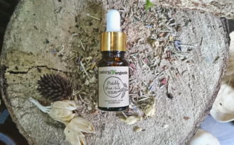 5 loại dầu dưỡng “thần kỳ” giúp bạn dưỡng ẩm da hiệu quả mà không sợ bị mụn