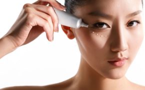 Kem dưỡng mắt có thật sự cần thiết không?