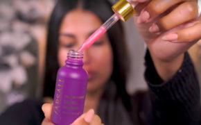 Đắt đỏ là thế nhưng đây lại là loại dầu dưỡng da được các beauty blogger ca tụng không ngớt