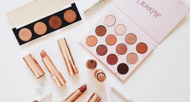 Điểm danh top thỏi son cam cháy giá dưới 300K nhưng màu đẹp “hết hồn”