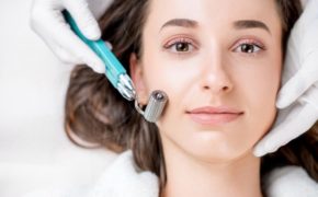 5 phương pháp hữu hiệu giúp bạn xóa nếp nhăn vùng quanh mắt