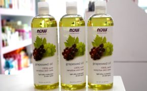 5 dầu dưỡng da không thể không nhắc tới nếu bạn đang sở hữu làn da mụn, nhạy cảm