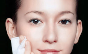 4 công dụng tuyệt vời của bông tẩy trang có thể bạn chưa biết