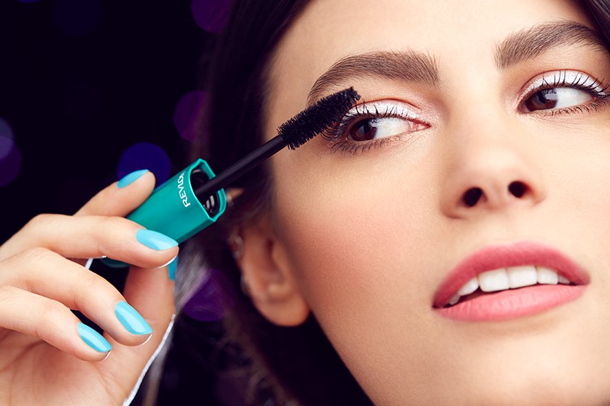 Gợi ý những loại mascara giá bình dân được chuyên gia trang điểm bình chọn