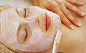 Bật mí cho nàng 6 bí quyết làm trắng da mặt bằng trứng gà cấp tốc tại nhà