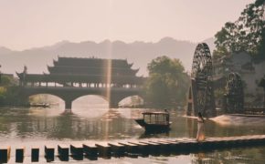Cẩm nang tung hoành Trương Gia Giới và Phượng Hoàng cổ trấn