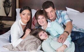 Hoa hậu hoàn vũ đau đớn khi mất em gái 13 tuổi