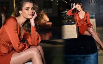 Thiên thần nội y khoe nhan sắc ngọt ngào