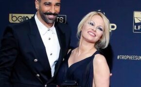 Pamela Anderson dự sự kiện cùng bạn trai kém 18 tuổi