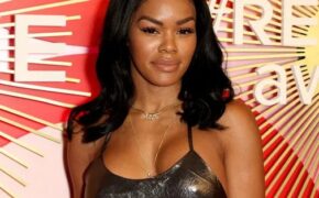 Teyana Taylor khoe ngực bốc lửa