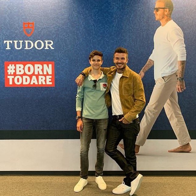 David Beckham trẻ trung bên con trai Romeo - 6