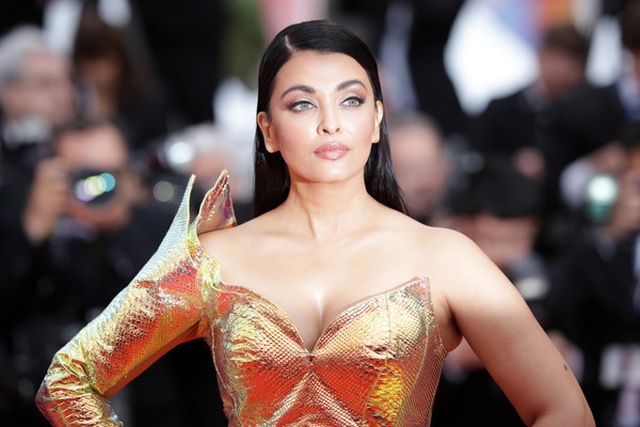 Aishwarya Rai bất ngờ mặc xấu tại Cannes - 1