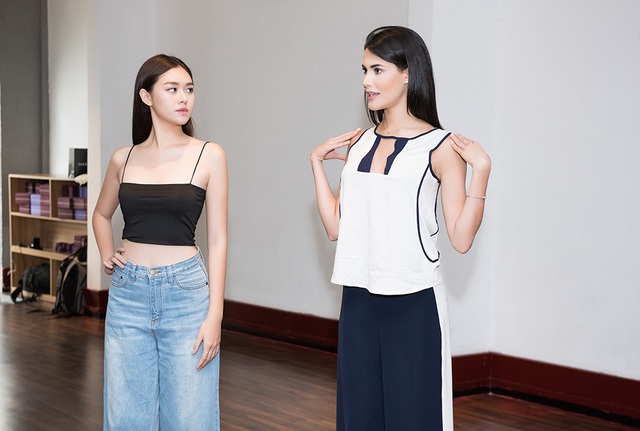 Hoa hậu Quốc tế Mariem Velazco tận tình hướng dẫn Tường San catwalk - 4