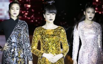 Thuý Diễm hoãn kỷ niệm ngày cưới đi catwalk với Trang Trần, Kim Dung