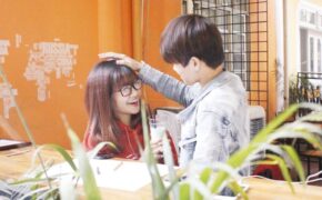 Chuyện tình cảm động của nữ hoạ sĩ 9X vừa kết hôn phát hiện bị ung thư