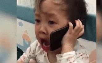 Những em bé Việt gây “bão” mạng vì biểu cảm “siêu dễ thương”