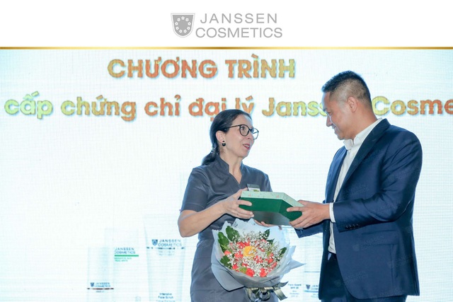 Janssen Cosmetics Day 2019 - Thành công đến từ sự hợp tác chân thành - 4