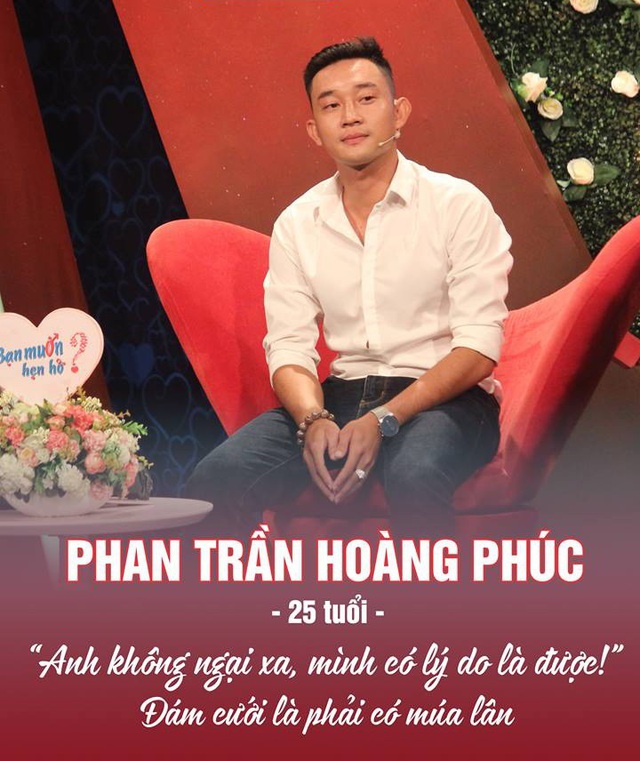 Lạ lùng chàng trai hóa trang ông Địa đến show hẹn hò - 2