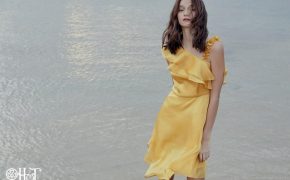 Gợi cảm với những mẫu đầm maxi hiện đại