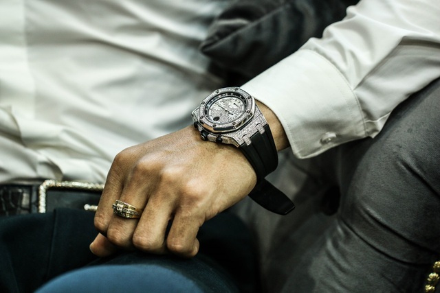 Boss Luxury – địa chỉ mua đồng hồ Audemars piguet chính hãng uy tín - 4 Boss Luxury – địa chỉ mua đồng hồ Audemars piguet chính hãng uy tín - 4
