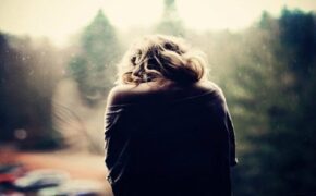 Sự thật đau đớn từ cuộc điện thoại, tôi quyết tâm chia tay người yêu