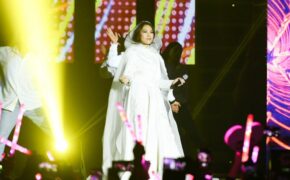 Mỹ Tâm “bùng cháy” cùng khán giả trong liveshow tại Hàn Quốc