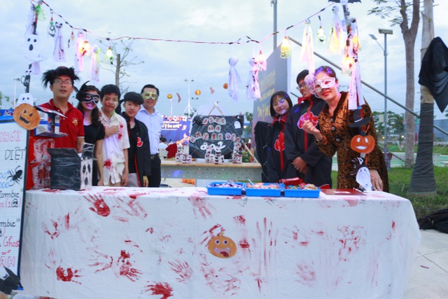 Hơn 5.000 bạn trẻ Ninh Thuận phấn khích trong lễ hội Halloween - 3