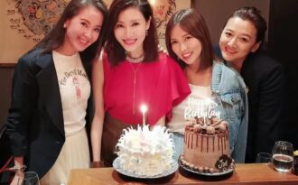 Hoa hậu Lý Gia Hân trẻ đẹp đáng ngưỡng mộ ở tuổi 49