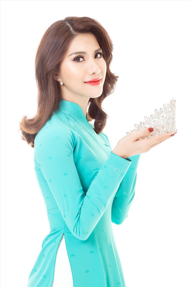 Người đẹp Loan Vương dự thi Mrs International 2018 tại Singapore - 3