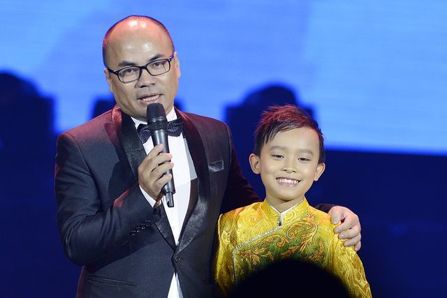 Cậu bé nghèo Hồ Văn Cường sau 3 năm đăng quang Vietnam Idol Kids - 6