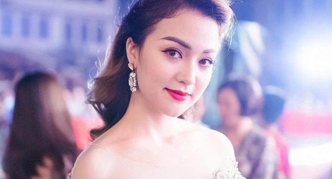 Tân Hoa khôi có đôi mắt “biết nói” của ĐH Y Dược Thái Nguyên