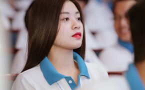 “Hot girl Sao mai” lại gây thương nhớ trong trang phục Đoàn viên