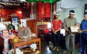 Truy tặng Huy hiệu “Tuổi trẻ dũng cảm” tới nam sinh tử vong khi cứu người đuối nước