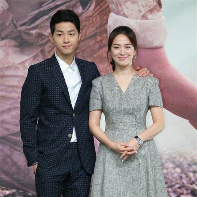 Phản ứng trái ngược của Song Hye Kyo và Song Joong Ki sau tuyên bố ly hôn - 1