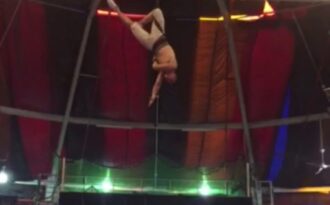 Nam vương Cao Xuân Tài gặp tai nạn khi tập luyện xiếc