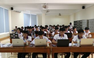 7 gương mặt xuất sắc giành giải Nhất tại Hội thi Tin học trẻ toàn quốc lần thứ 25