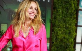Julia Roberts vẫn xinh đẹp ở tuổi 51