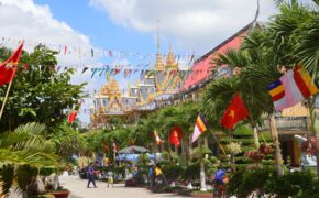 Đồng bào dân tộc Khmer đón Tết cổ truyền Chôl-Chnăm-Thmây