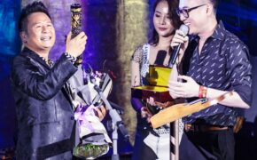 Bằng Kiều giật mình vì bị… “cướp mic” ngay trên sân khấu