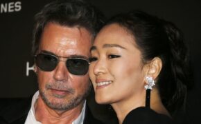 Vợ chồng Củng Lợi hạnh phúc sánh đôi tại LHP Cannes 2019