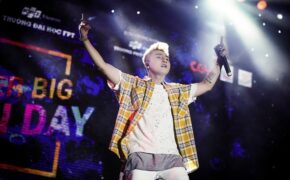 Sơn Tùng khoe tóc mới lạ lẫm, diễn Lạc trôi phong cách cực “chất” trước 10.000 fans