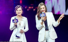 Miranda Kerr thanh lịch tái xuất