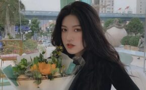 Nữ du học sinh Việt được dân mạng ví như “đẹp như tranh vẽ”